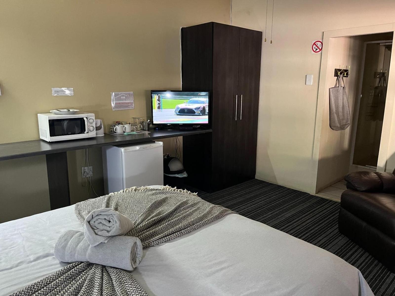 La Belle Guesthouse بارايس الغرفة الصورة